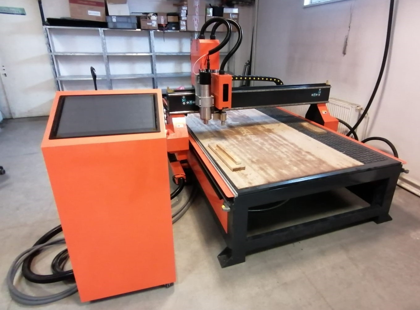 CNC-Holzfräsmaschine