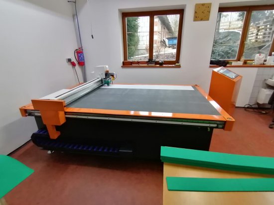 CNC-Plotter eines tschechischen Herstellers